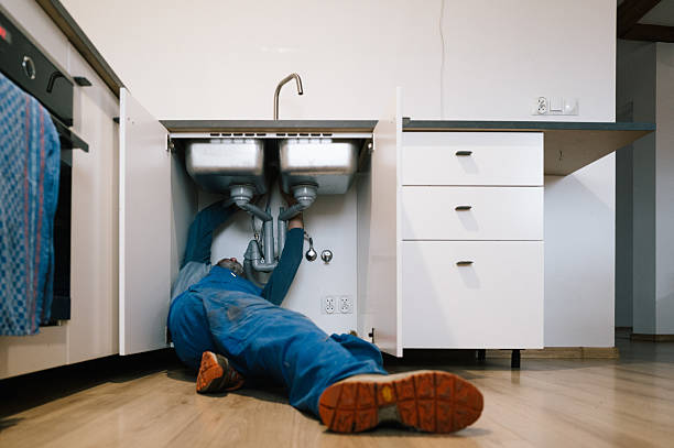 Professional Leak Detection technician working in Lamont, MI